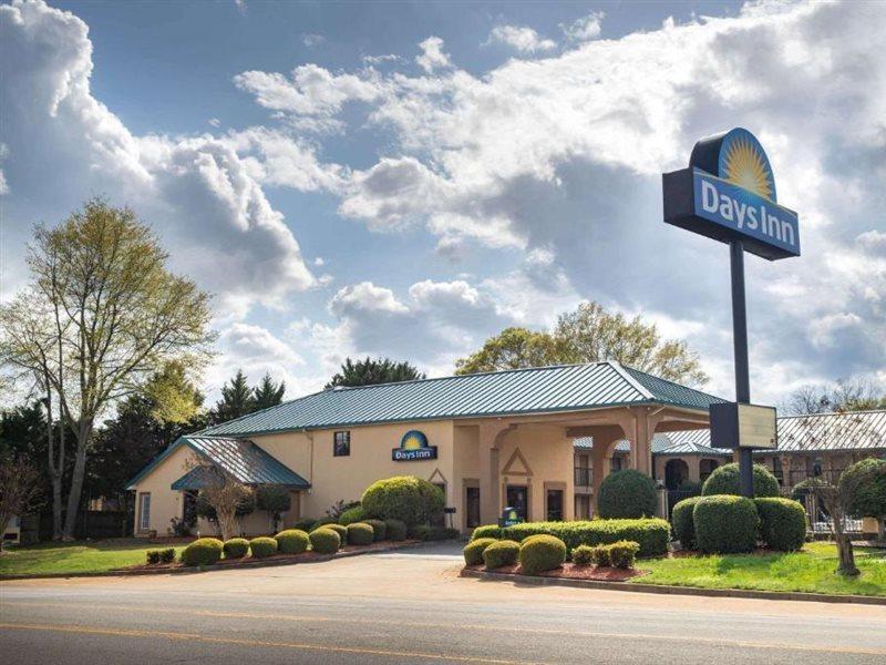 Days Inn By Wyndham Thomaston מראה חיצוני תמונה