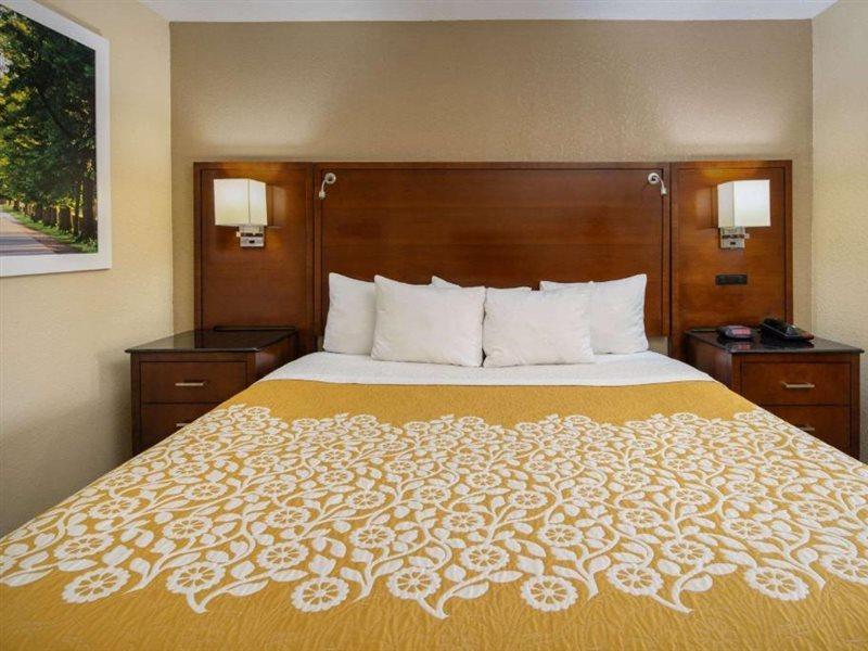 Days Inn By Wyndham Thomaston מראה חיצוני תמונה