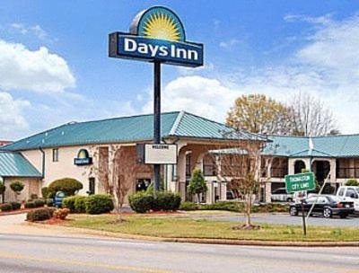 Days Inn By Wyndham Thomaston מראה חיצוני תמונה