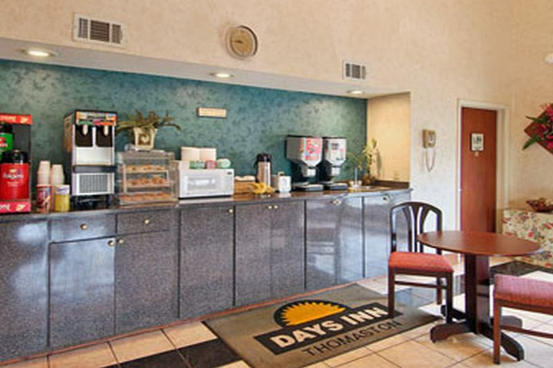 Days Inn By Wyndham Thomaston מראה חיצוני תמונה